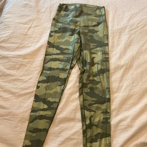 aerie camo legging